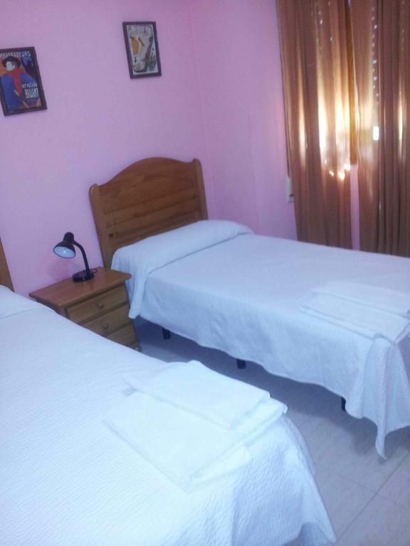 Hostal El Alba Brunete Szoba fotó