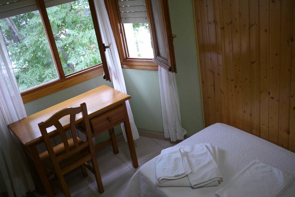 Hostal El Alba Brunete Szoba fotó